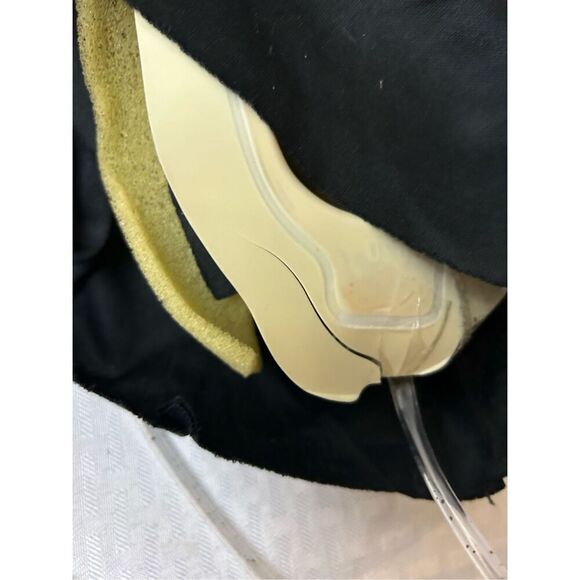 Fun world 2010 Scream mask blood doesn’t work - Picture 4 of 6